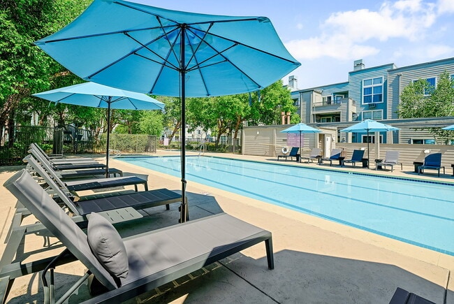 Foto del edificio - Mission Peaks