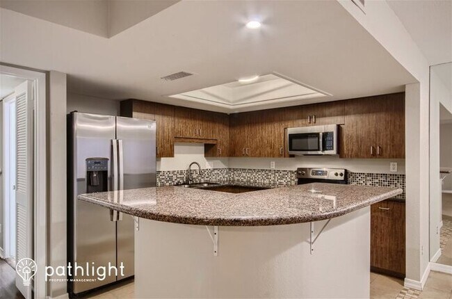 Foto del edificio - 13605 N 24th Ave, Phoenix, AZ, 85029