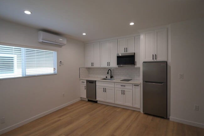 Building Photo - 4201 Arch Dr