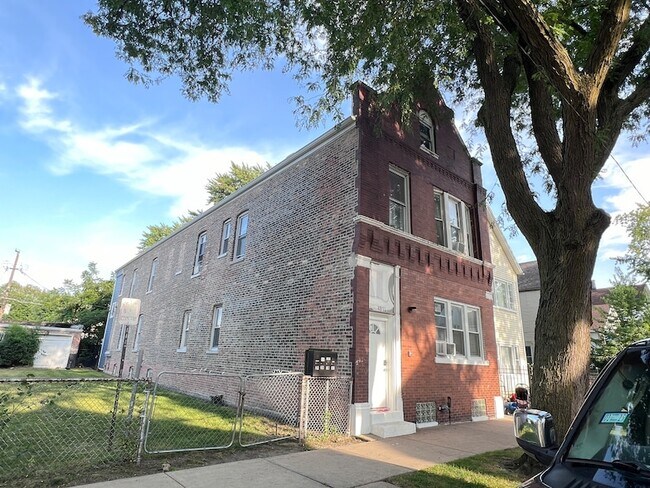 Foto del edificio - 4815 S Elizabeth St