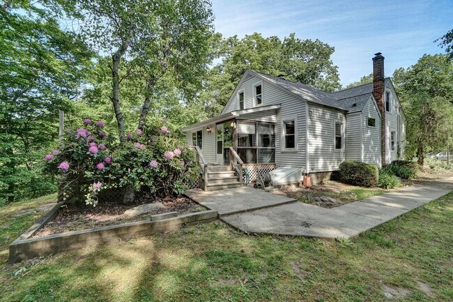 Building Photo - 111 Wheat Ln
