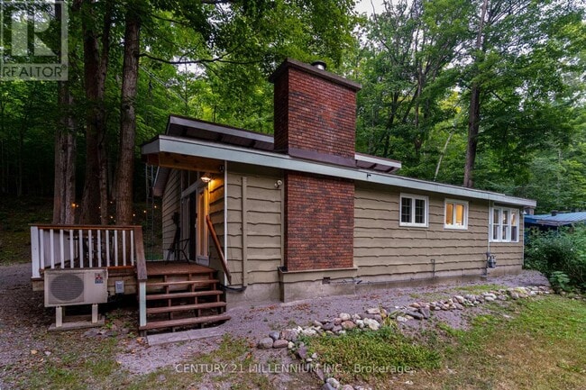 Building Photo - 105 Silver Birch Dr