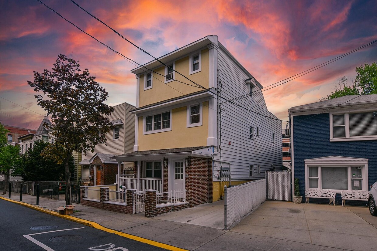 Foto principal - 520 34th St