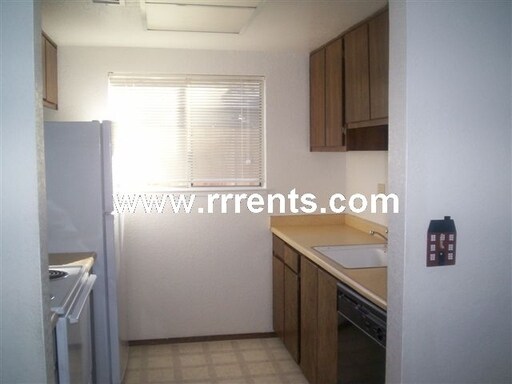 Building Photo - 9351 Camada Ct