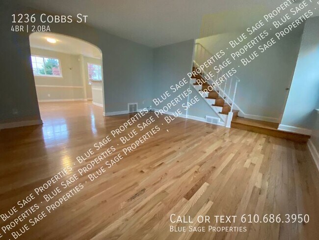 Foto del edificio - Beautiful 4 Bedroom 2 Full Bath in Drexel ...