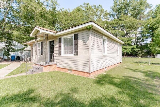 Foto del edificio - SIGN LEASE BY 2/28 AND GET $250 OFF FIRST ...