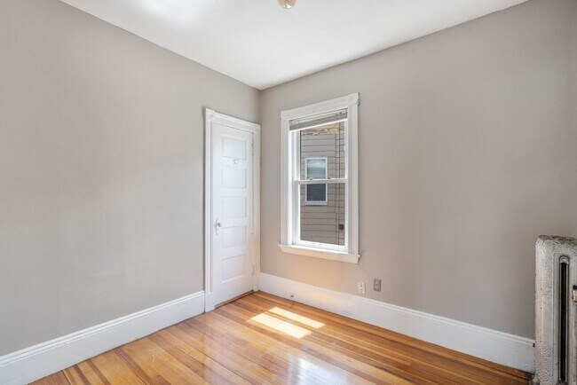 Building Photo - 73 Neponset Ave