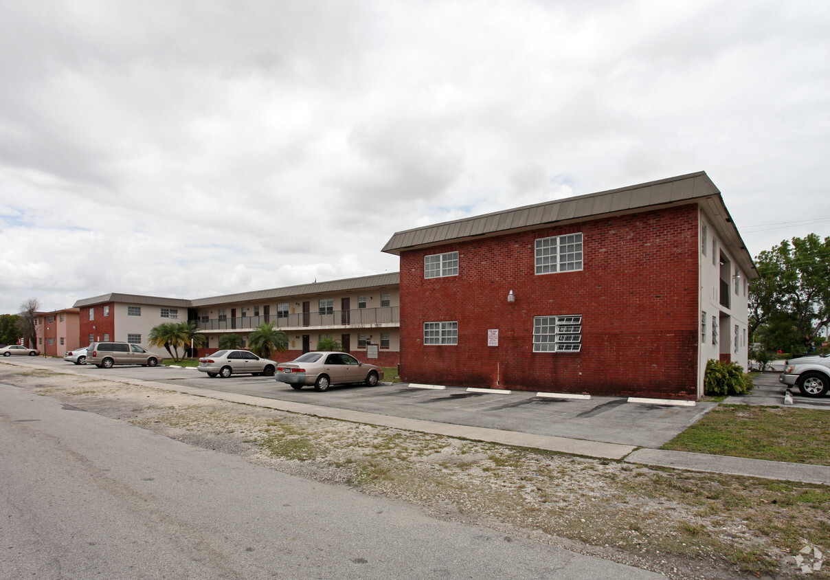 Foto del edificio - Villas of Pembroke Pines