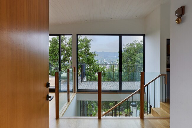 Foto del edificio - 1571 Wildwood Dr