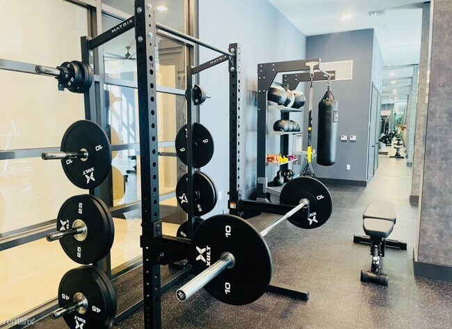 Foto del edificio - Studio, 1 bath Condo - 405 SW 2nd Ter BRAN...