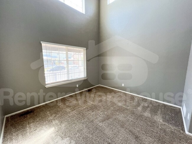 Building Photo - 3903 S Perth St