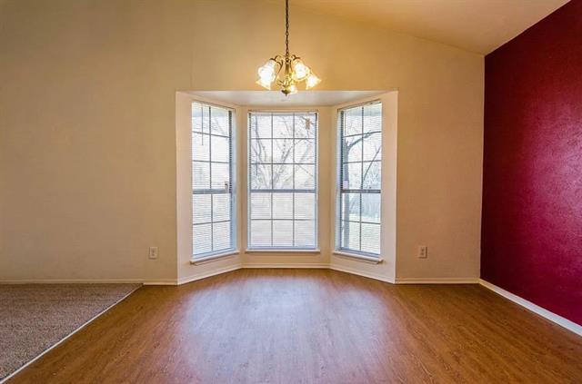 Foto del edificio - 3208 Woodlark Dr