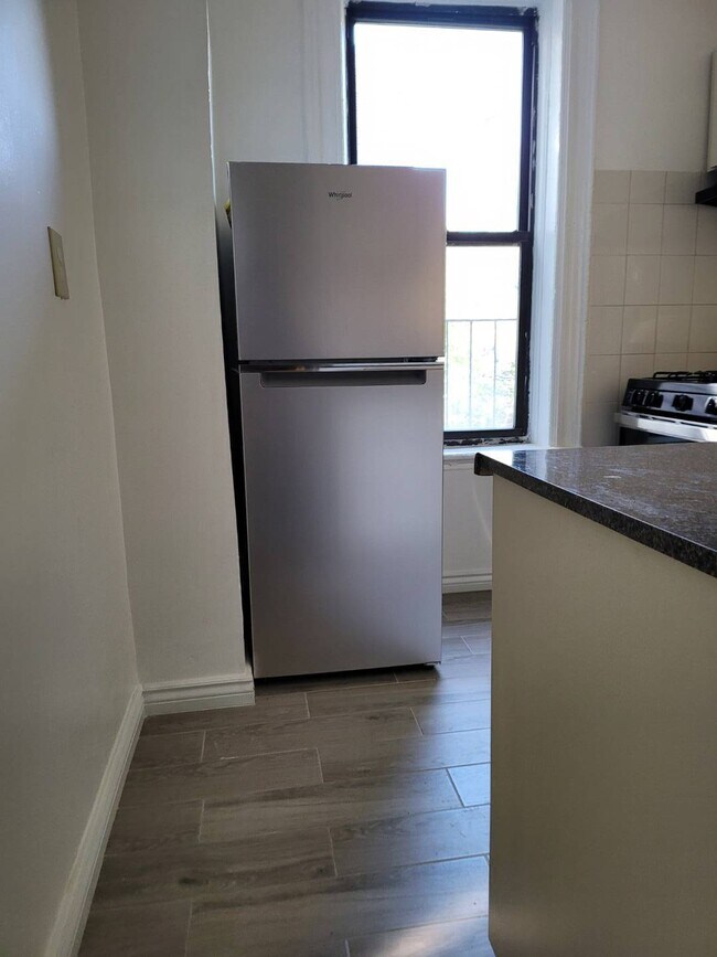 Foto del edificio - 1462 Bedford Ave