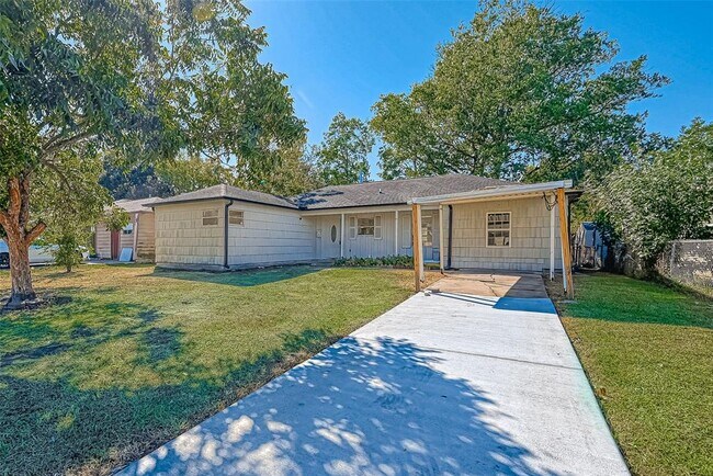Building Photo - 1804 Peachwood Dr