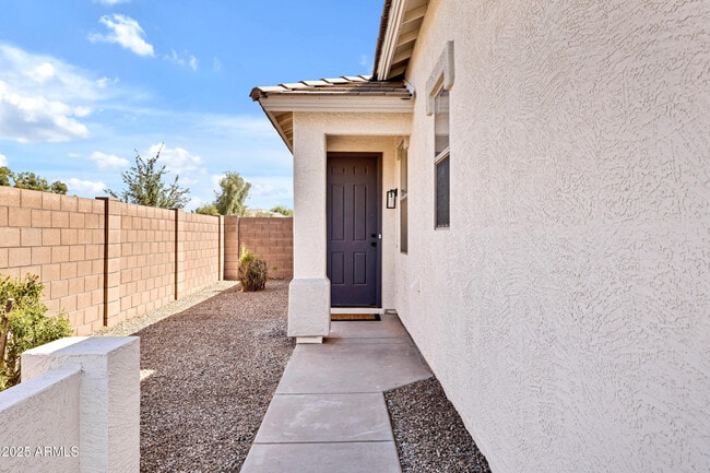 Foto del edificio - 20991 E Desert Hills Blvd