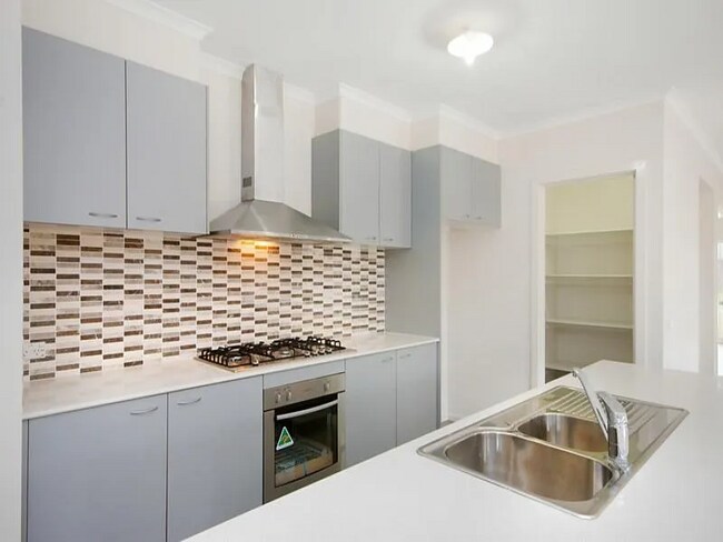 Foto del edificio - 1841 S Glenn Ave