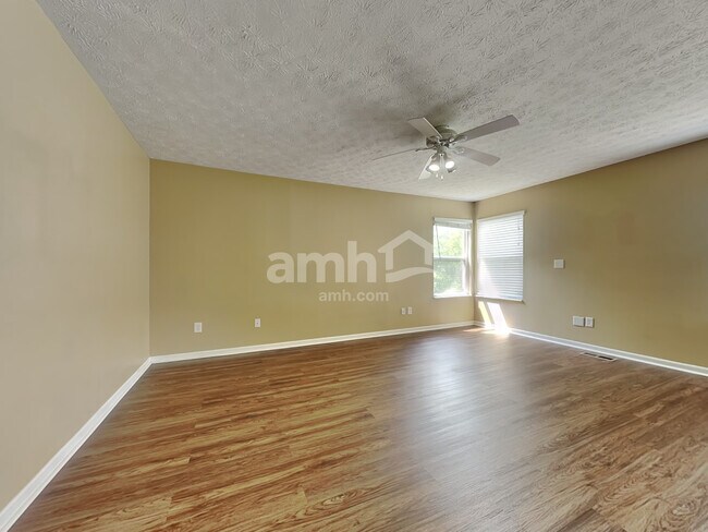 Building Photo - 7393 Cumberland Circle