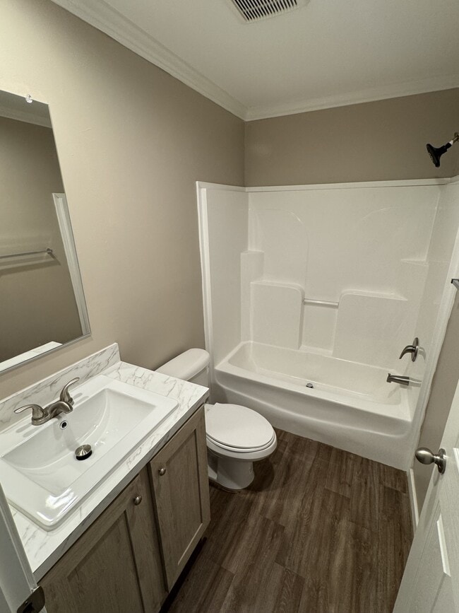 Building Photo - 9027 Fairglade Dr N