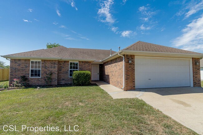 Building Photo - 3 br, 2 bath House - 1335 Middle Fork Road
