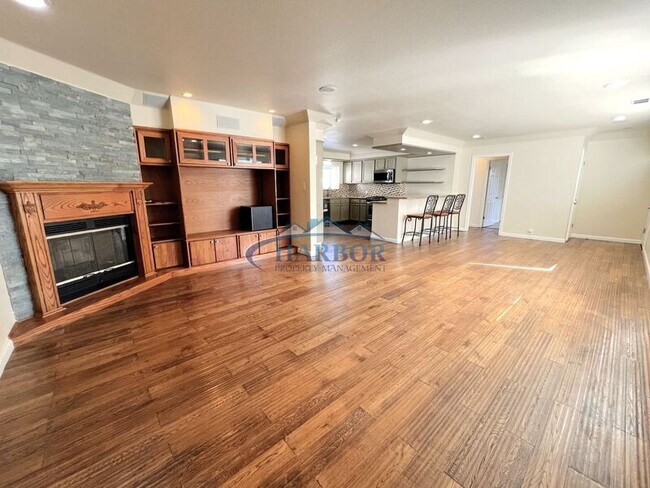 Foto del edificio - 5933 Dagwood Ave