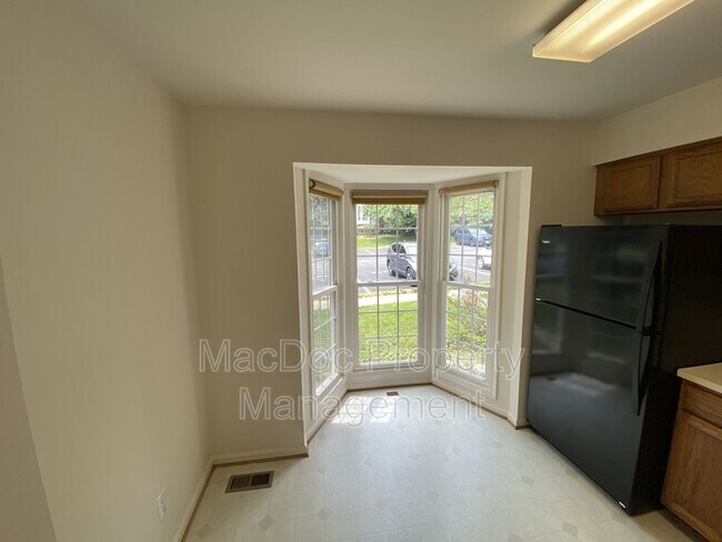 Foto del edificio - 106 Batley Ct