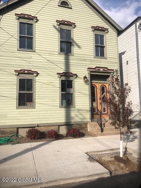 Foto del edificio - 122 N Ferry St