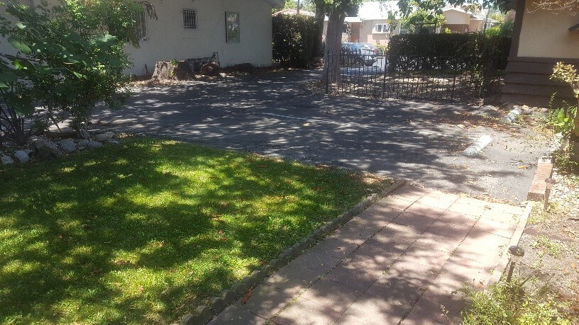 Primary Photo - 2316 S Shenandoah St