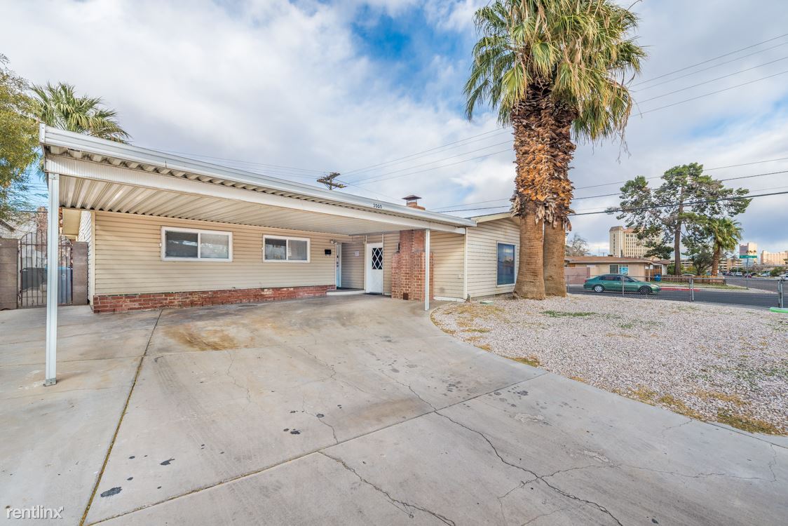 Primary Photo - 3 br, 2 bath House - 3000 Kings Way