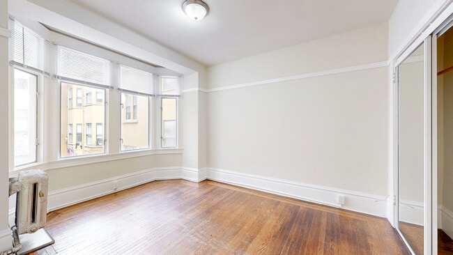 Photo - 429 Ellis St Apartment