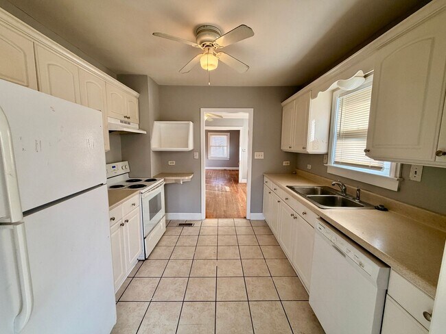 Foto del edificio - 538 S Hardy Ave