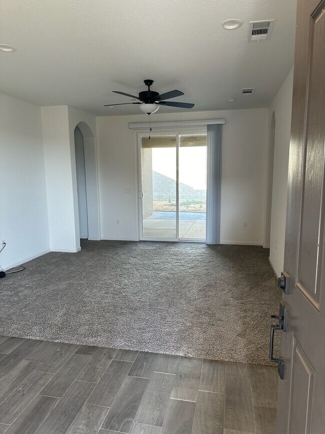Foto del edificio - 3174 Seymour St
