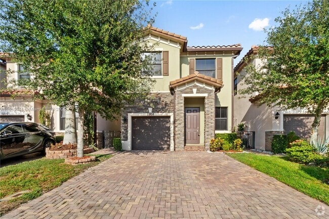 Building Photo - 5808 NW 46th Ln