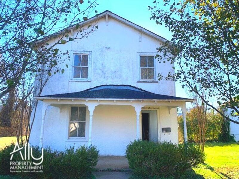 Photo - 108 Lankford Avenue