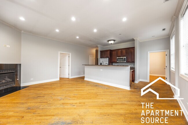 Foto del edificio - 2338 W Morse Ave