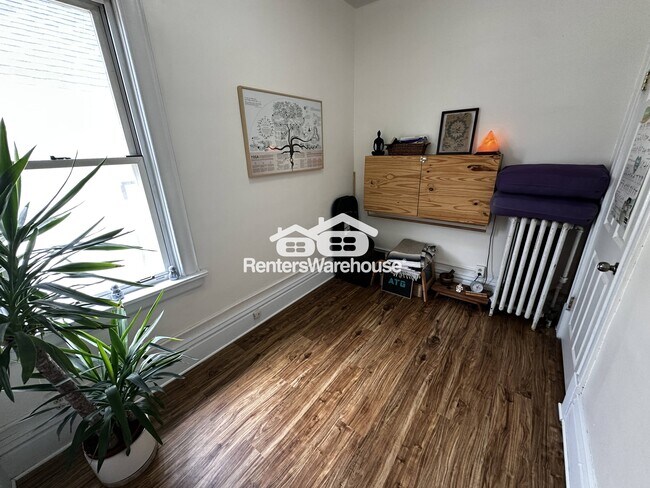 Foto del edificio - 1049 7th St W