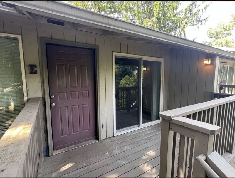 Photo - 19109 Southeast Yamhill Street - D