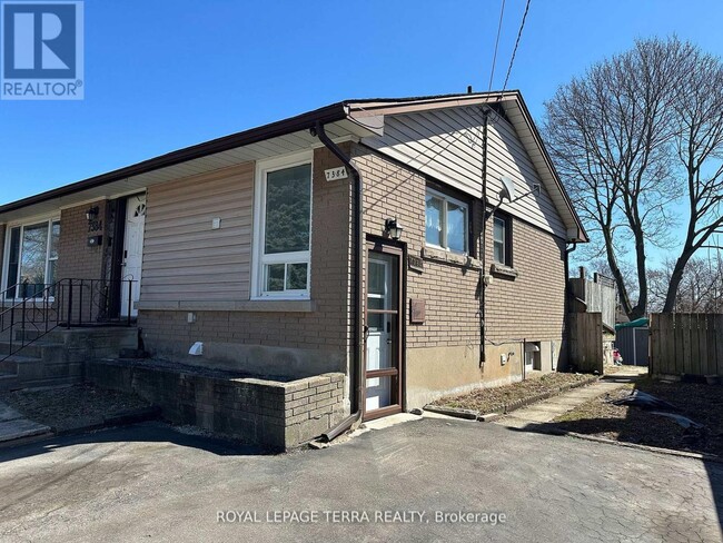 Building Photo - 7384 Heximer Ave
