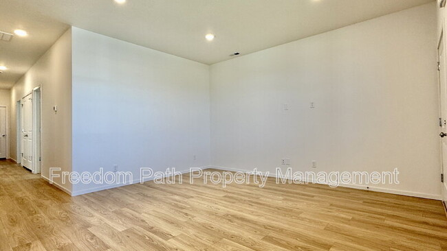 Foto del edificio - 5304 E Norma Ave