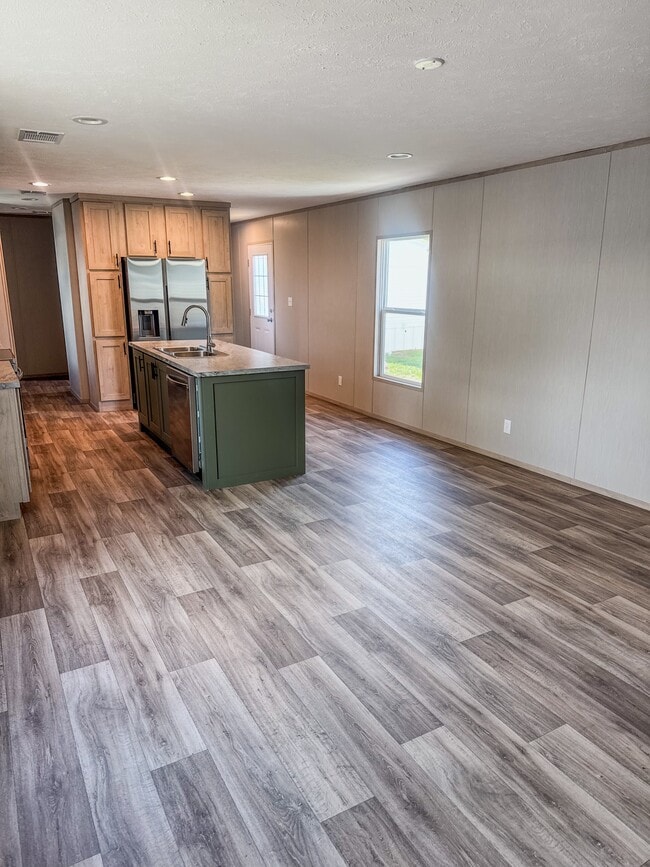 Building Photo - 1628 Paradela Pl