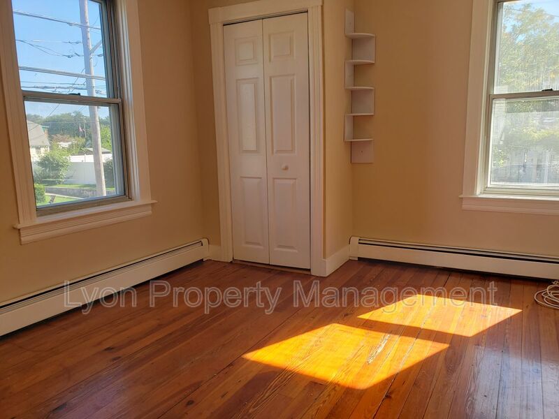 97 Columbus Ave Unit 2, Pawtucket, RI 02860 Condo for Rent in