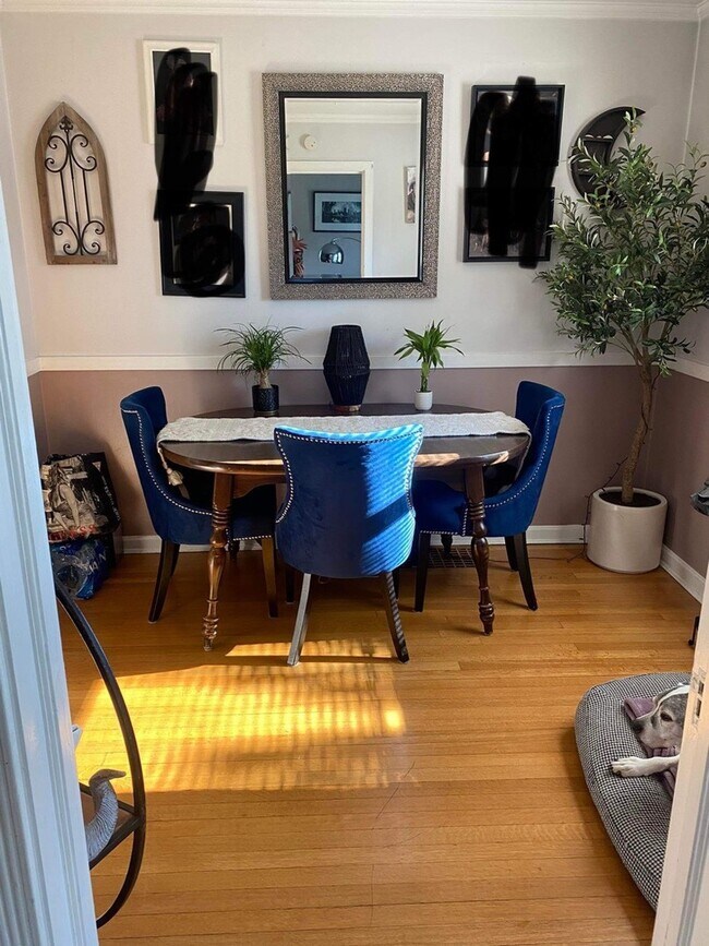 Foto del edificio - 4019 N Oriole Ave