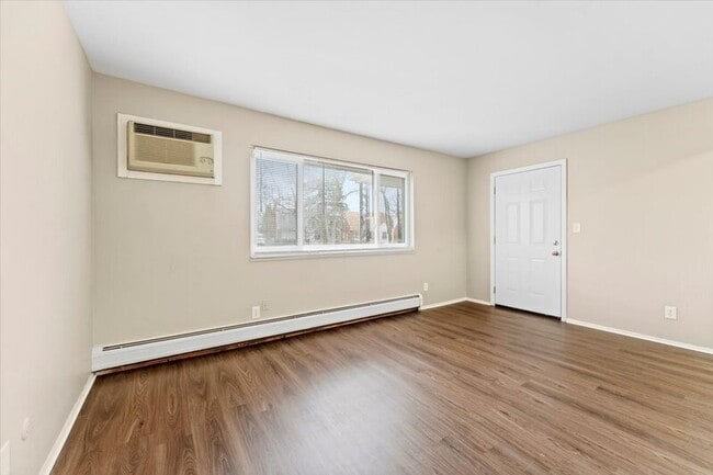 Foto del edificio - 1778 Goddard Rd