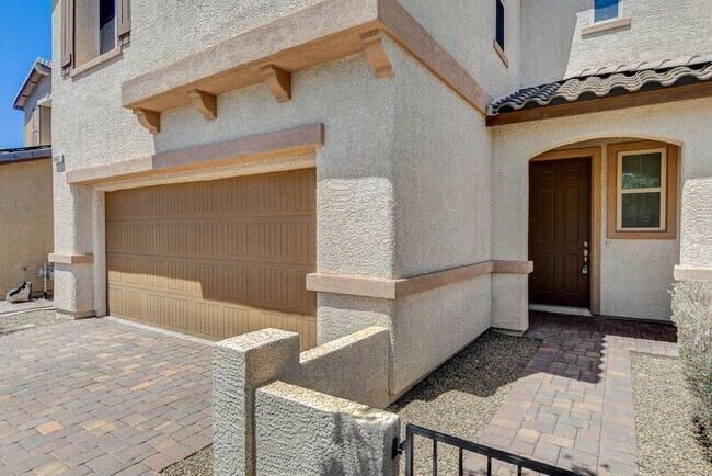 Foto del edificio - 1442 Brushback Ave