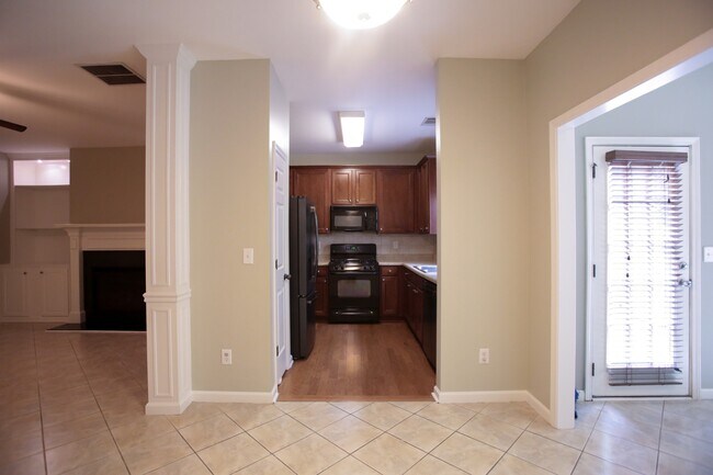 Building Photo - 1731 Ridenour Pkwy NW