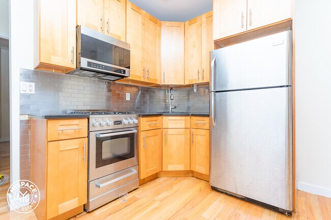 Foto del edificio - 1159 Dean St