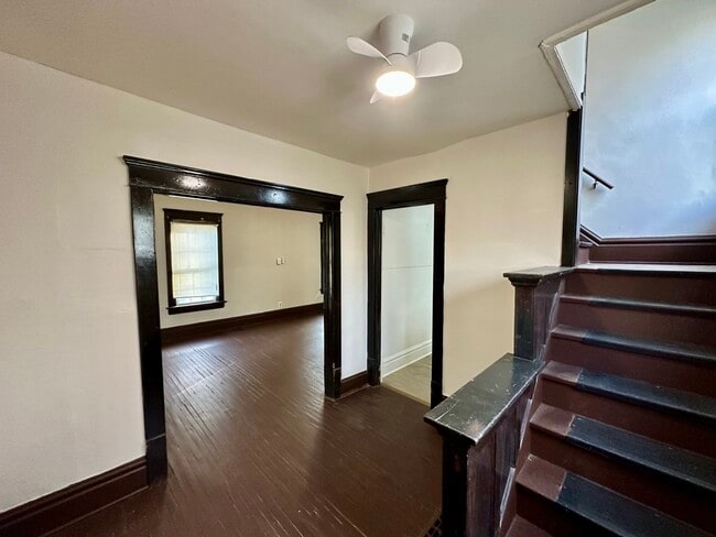 Building Photo - 362 E South St