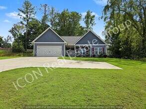 Building Photo - 55 Cranbrooke Dr