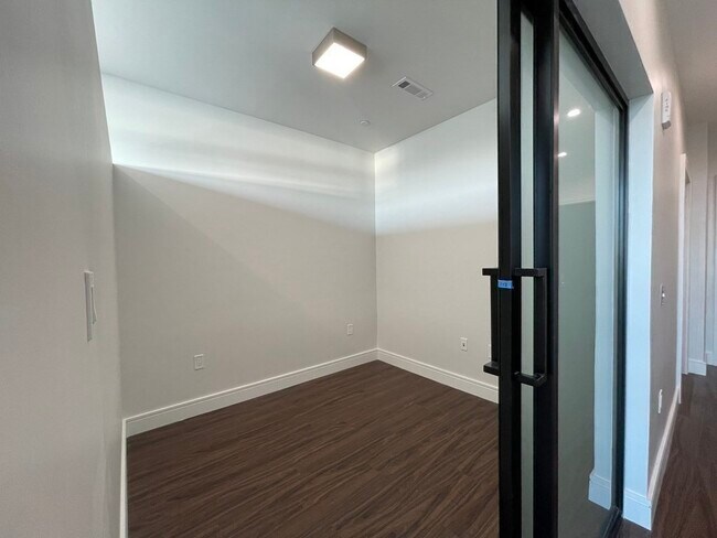 Foto del edificio - 99 Sumner St