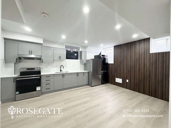 Building Photo - Bright 2-Bedroom Basement Apartment with P...