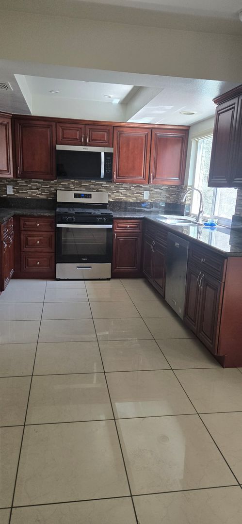 Foto del edificio - Centrally Located Redlands Townhome